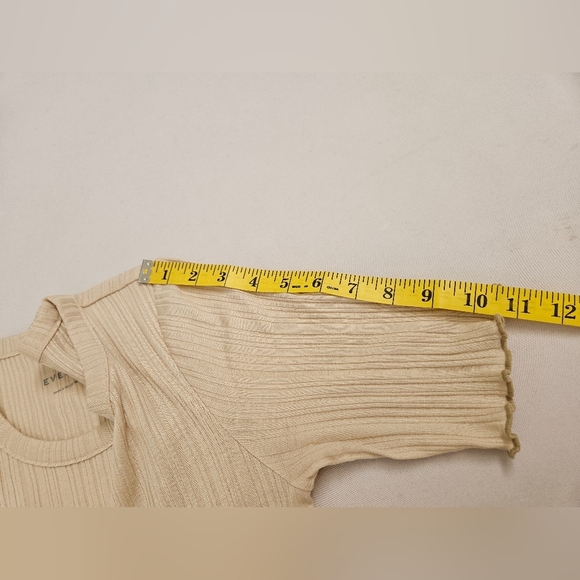 Everlane- Open Back Rlbbed Dress in Parchmen Women's Sz Medium Beige. - Picture 5 of 8